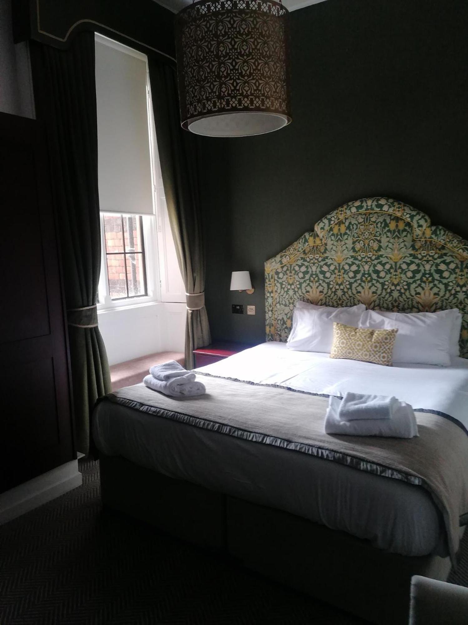 Отель The Elvetham Hartley Wintney