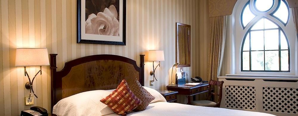 Отель The Elvetham Hartley Wintney